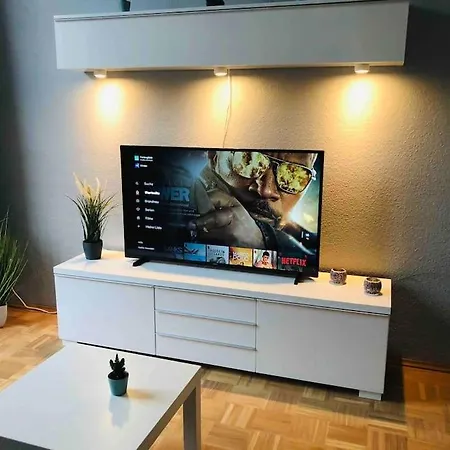 77 Qm Fewo Schlosspark Residenz Innenstadt Schwimmbad *