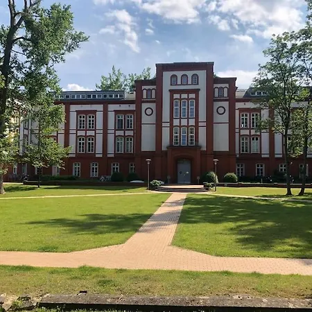 Hotel 77 Qm Fewo Schlosspark Residenz Innenstadt Schwimmbad Schwerin (Mecklenburg-Vorpommern)