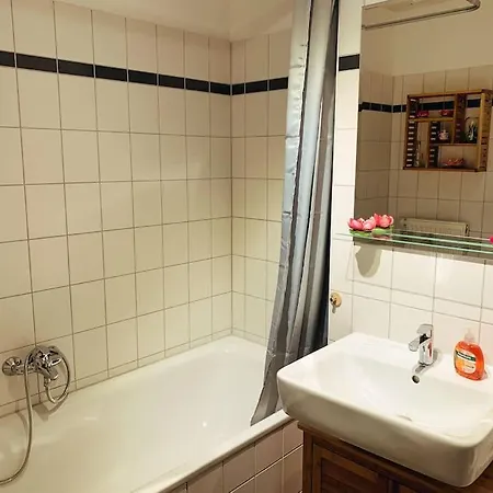 77 Qm Fewo Schlosspark Residenz Innenstadt Schwimmbad Отель *