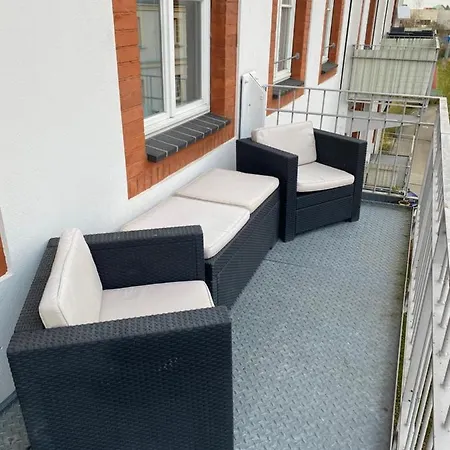 77 Qm Fewo Schlosspark Residenz Innenstadt Schwimmbad Отель